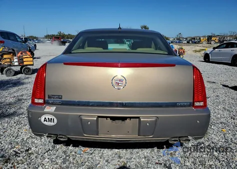 2006 Cadillac Dts z USA, uszkodzony, nr VIN 1G6KD57YX6U249903